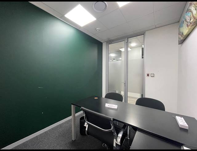 18M² OFFICE TO LET IN SANDTON CENTRAL